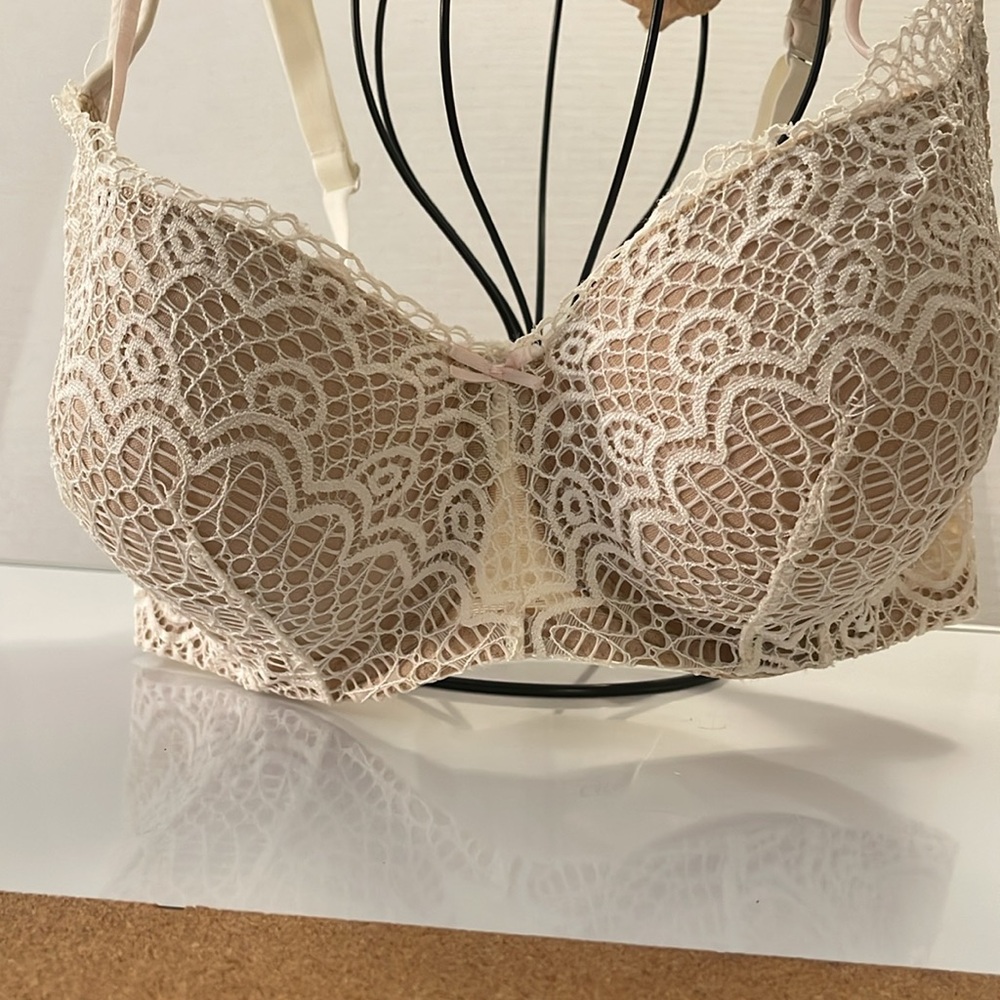 CACIQUE Modern Linear Lace Balconette Bra, wire Women’s Size 36DD cream over tan - Picture 2 of 16